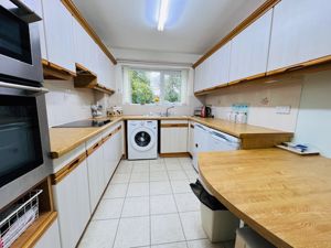 Photo 9- click for photo gallery